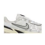 Nike V2K Run 'Summit White' - Image 2