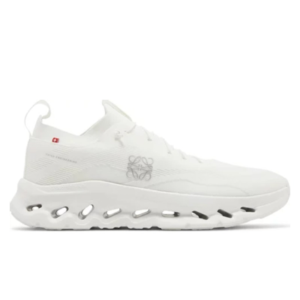 LOEWE x OnCloudtilt All White